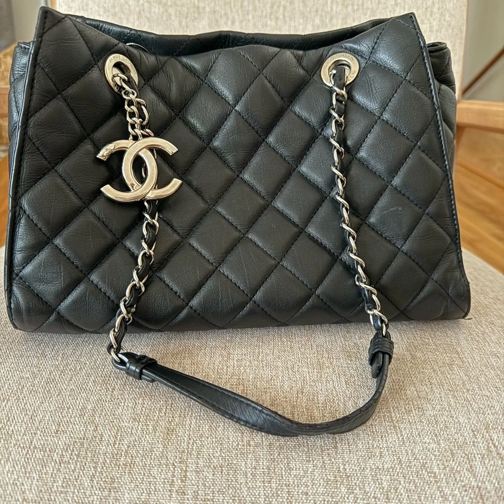 CHANEL Black Classic Quilted Tote Bag with Silver Chain - Picture 2 of 16